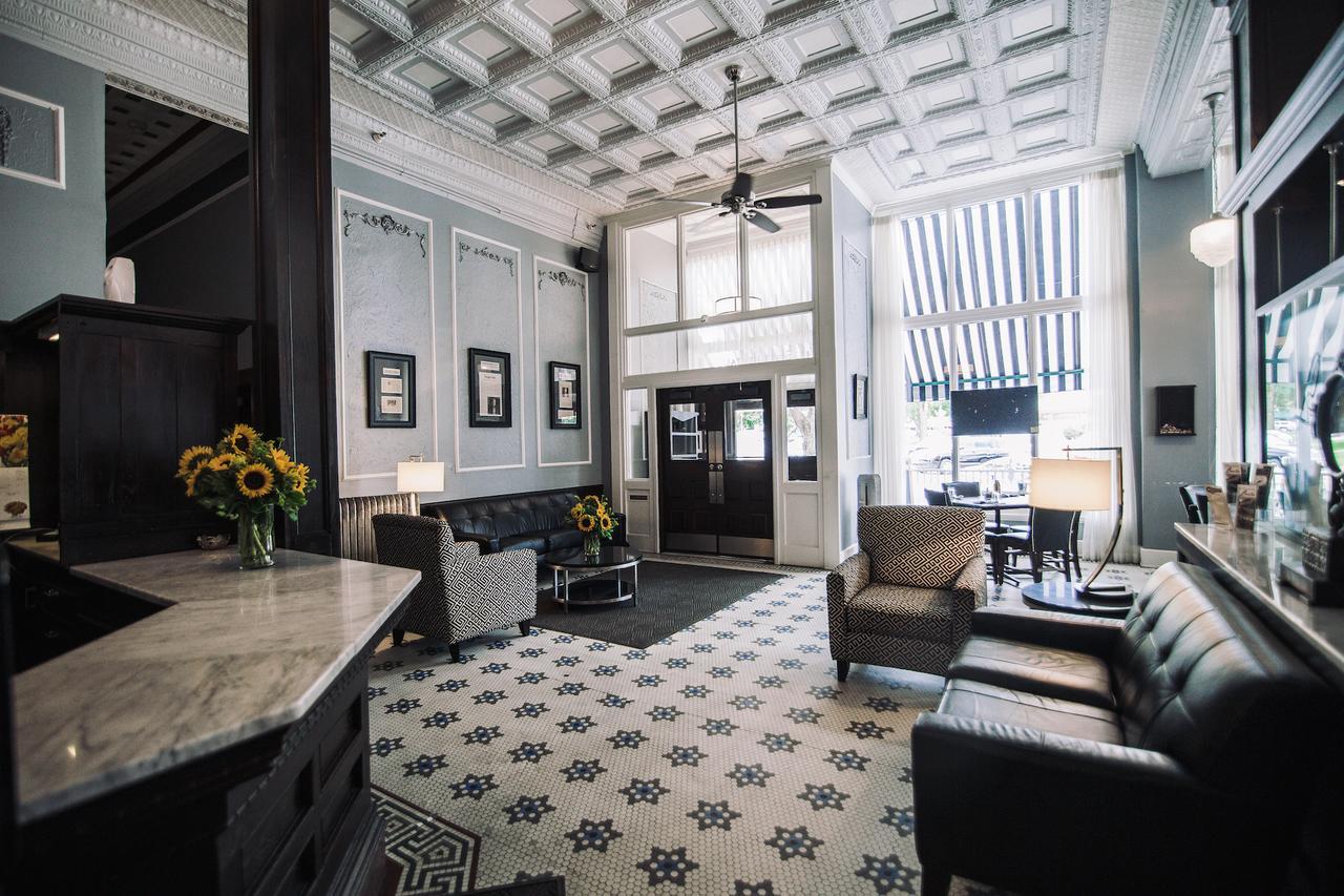 The Continental Hotel Centerville Εξωτερικό φωτογραφία